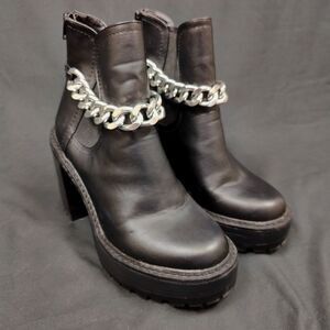 Steve Madden ♡ Madden Girl ♡ Kamora Platform Silver Chain Heeled Ankle Boots